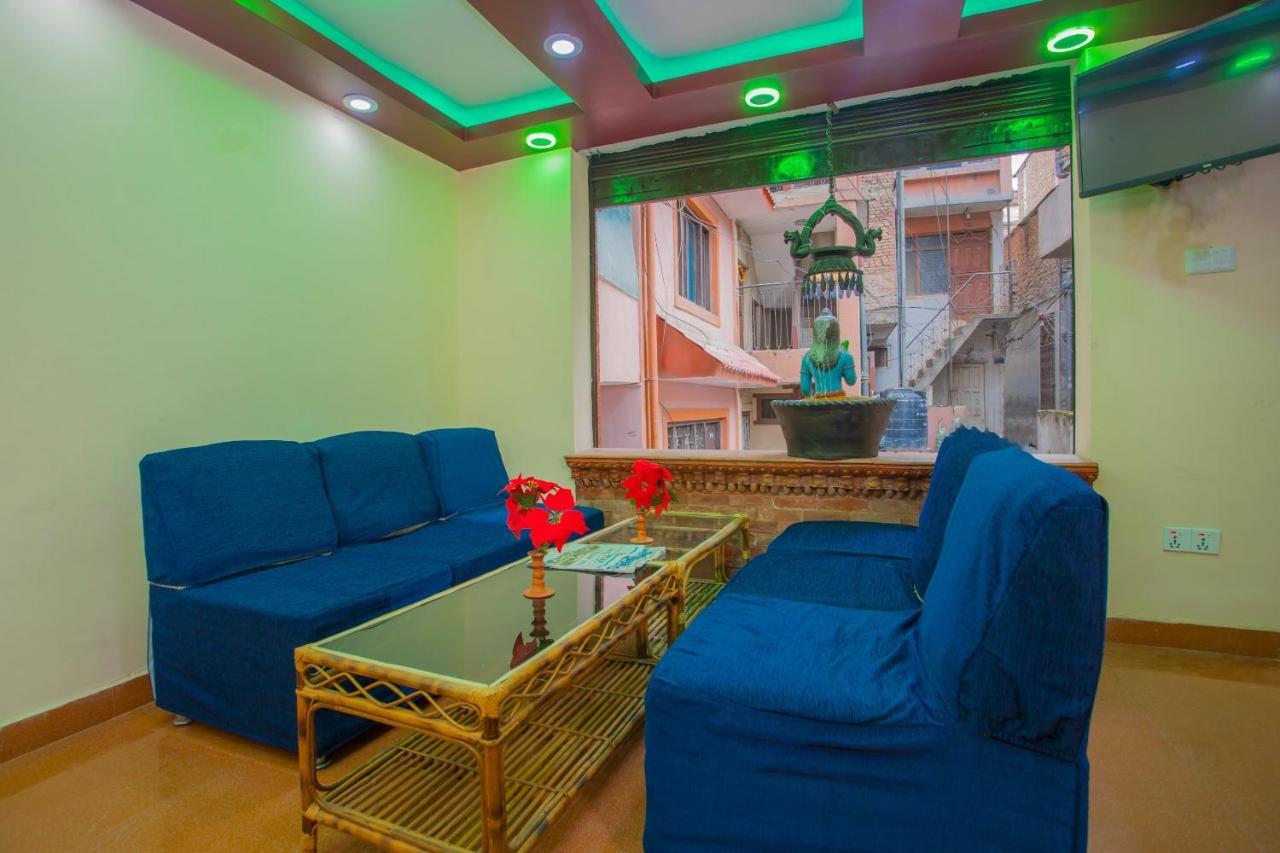 Oyo Hotel Antique Kutty كاتماندو المظهر الخارجي الصورة